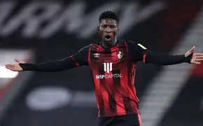 关于比利亚雷亚尔主场一球小胜，保持不败势头！的信息