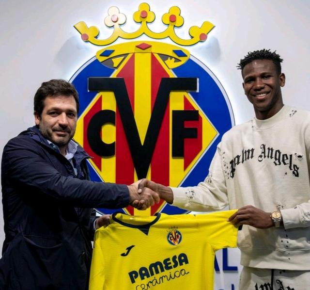 梅西加盟曼城，英超夺冠成概率大增(梅西出战曼城)