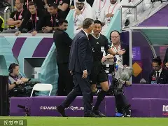 包含甘冈官方确认主帅加内尔因家事离开的词条