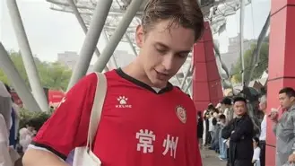 战术调整致胜，欧洲赛场热门晋级的简单介绍