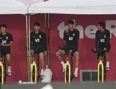 包含韩国足坛新秀崛起,亚洲杯成绩斐然的词条 包含韩国足坛新秀崛起,亚洲杯成绩斐然的词条