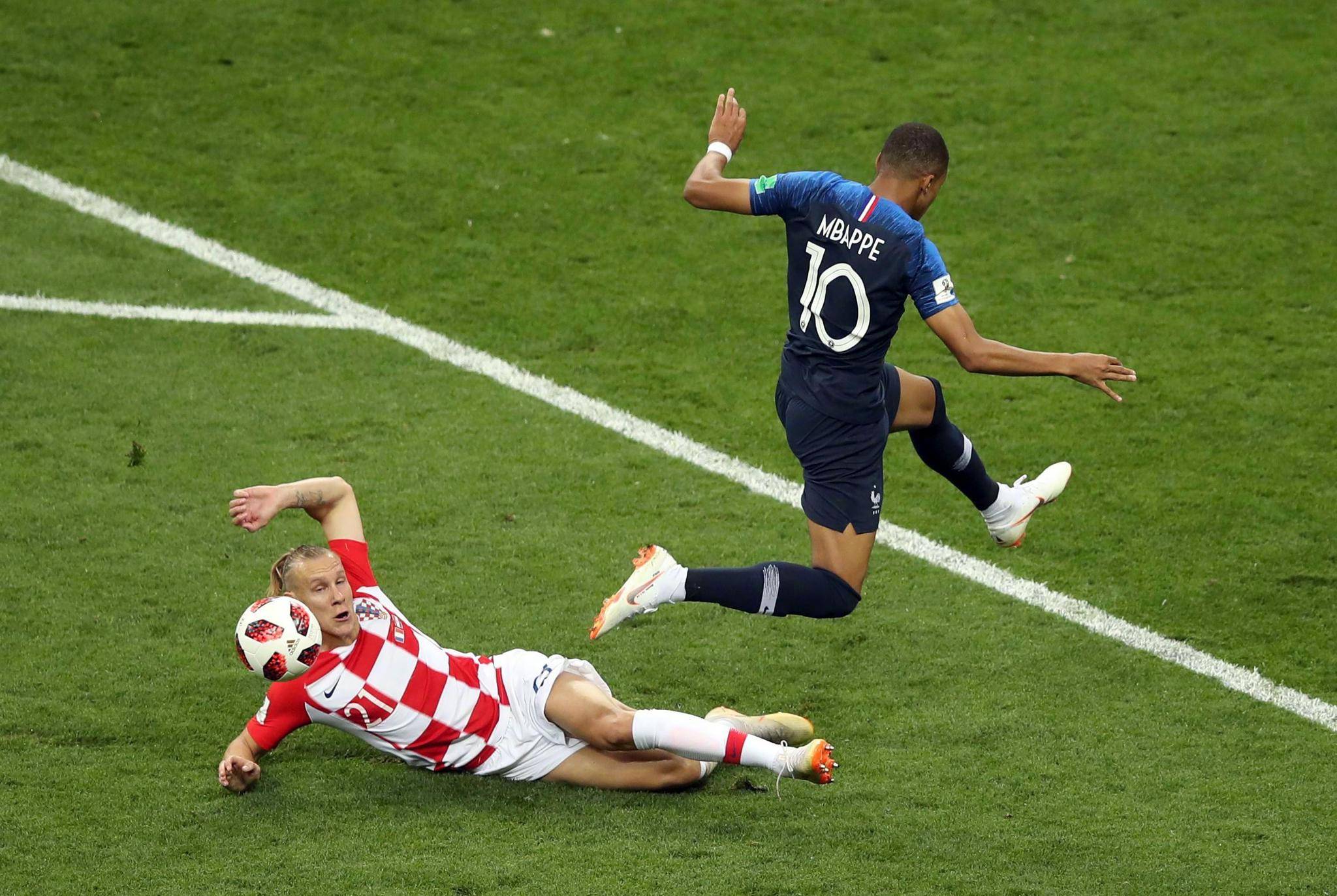 包含瑞典国家队将对阵克罗地亚国家队争夺比赛胜负的词条 包含瑞典国家队将对阵克罗地亚国家队争夺比赛胜负的词条